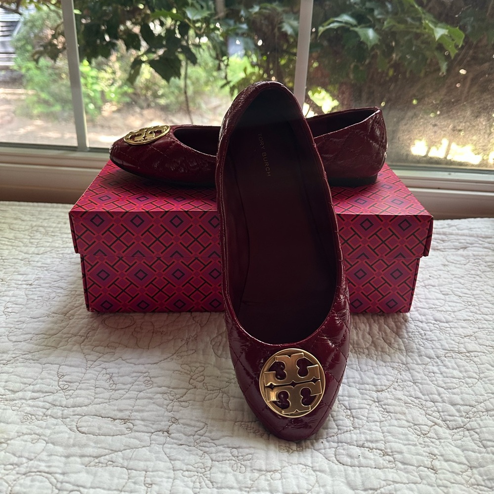 Tory Burch Chelsea quilted Flats in Sorrel